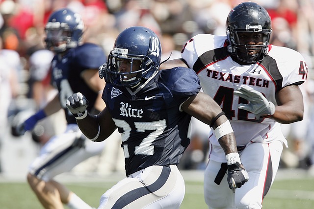 综合考虑两 综合考虑两